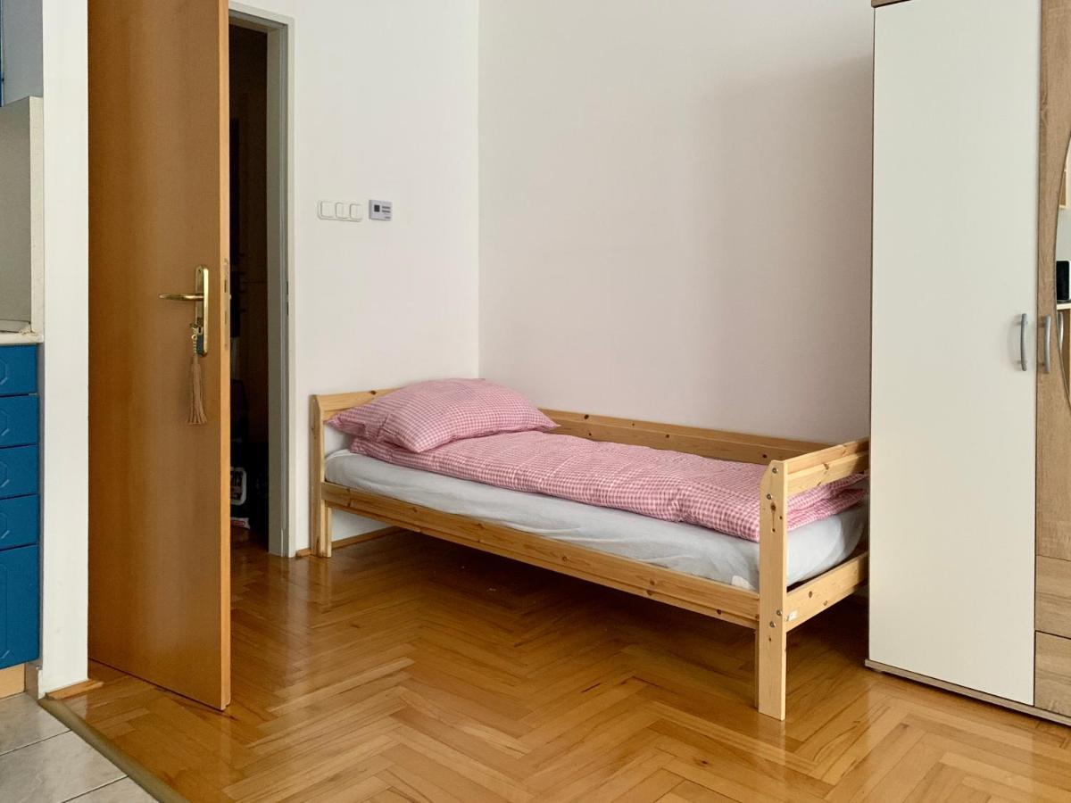 Ilka Apartement Near Puskas & Papp Laszlo Arena Budapest Exterior photo